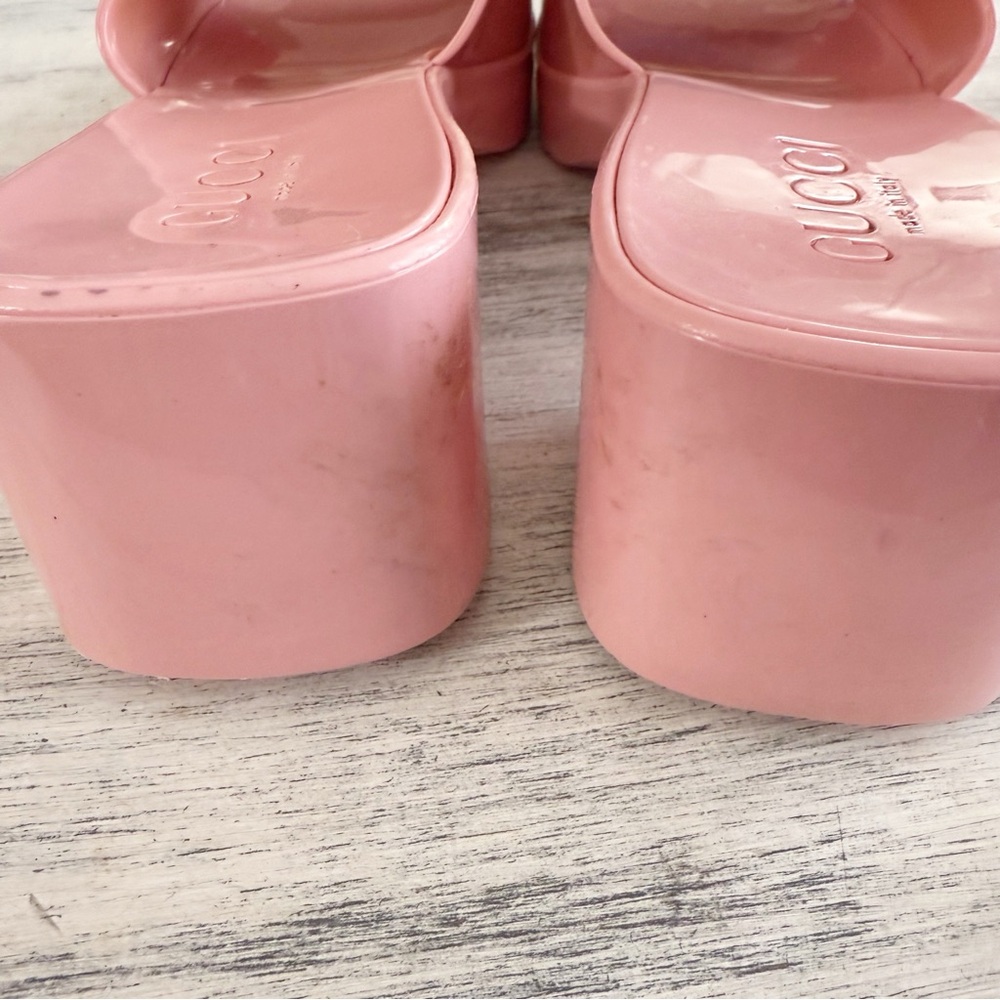 Gucci Pink Wild Rose Rubber Slides Heeled Mules Sandals size 39 - Picture 9 of 11